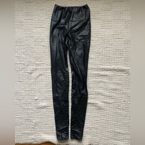 Wilfred High Waisted Leather Leggings - DARIA Pant